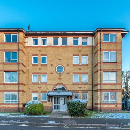 Cozy Apartment In Greater London - 1Br,1 Bath ภายนอก รูปภาพ
