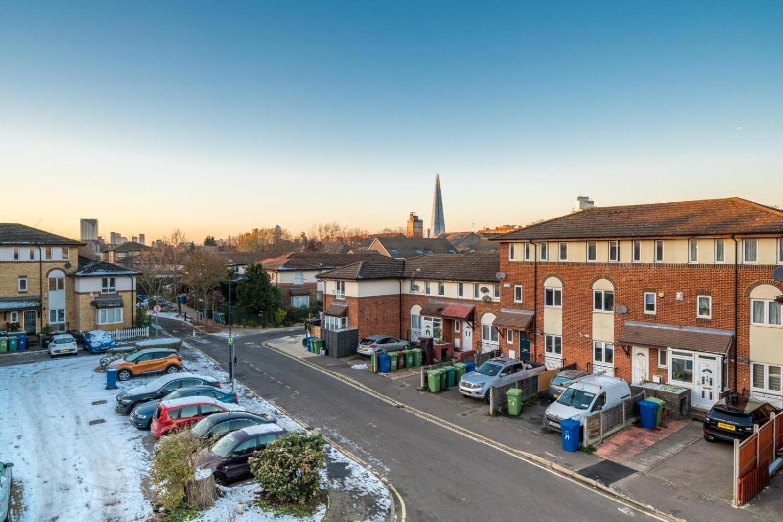 Cozy Apartment In Greater London - 1Br,1 Bath ภายนอก รูปภาพ